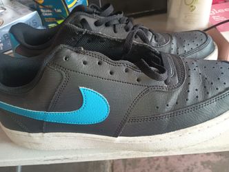 Nike Men's Size 9.5