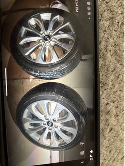 2 18” Hyundai Sonata Tires/Rims for Sale