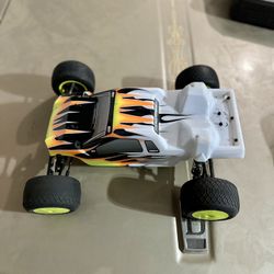 TLR Team Losi 22T 1/10 Scale 2WD