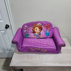 Sofia  Toddler Couch/pull Out Bed