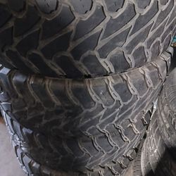 Lt 35x12.50x20 Set Of 4 Matching Good Tread $350 Pick Up Installation Available $50 All 4