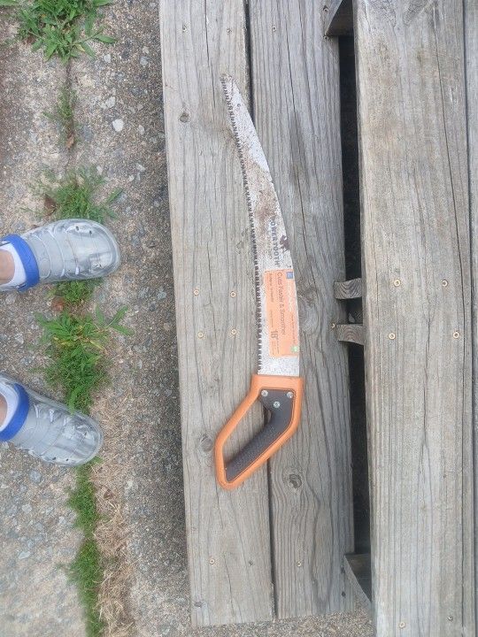 Fiskars 15" Pruning Saw
