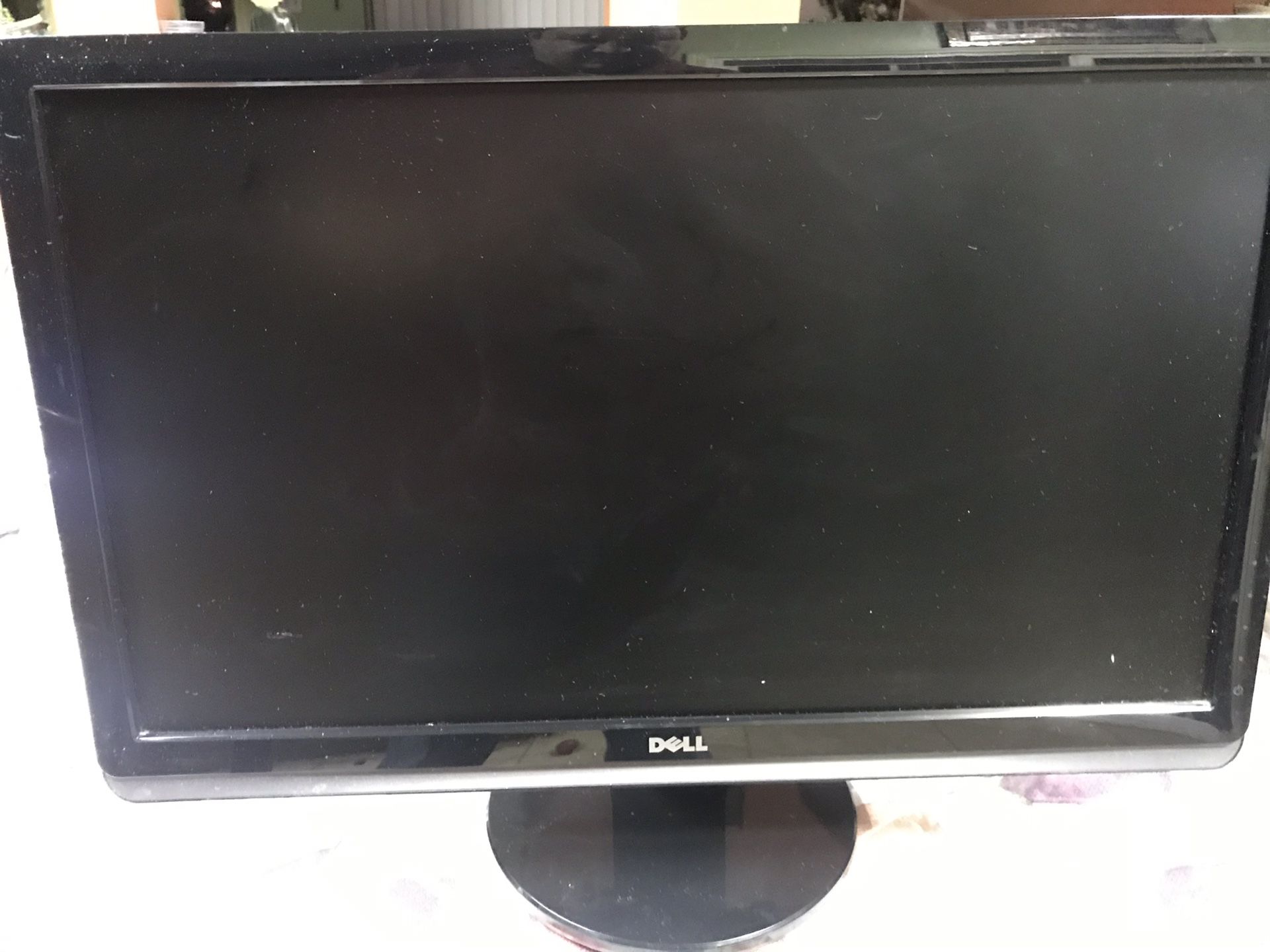 24 Inch LCD Dell Computer Monitor