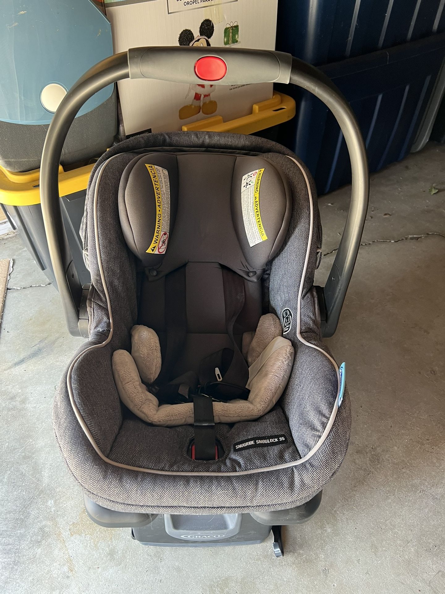 Graco Snugride Snuglock 35 Car Seat And Base