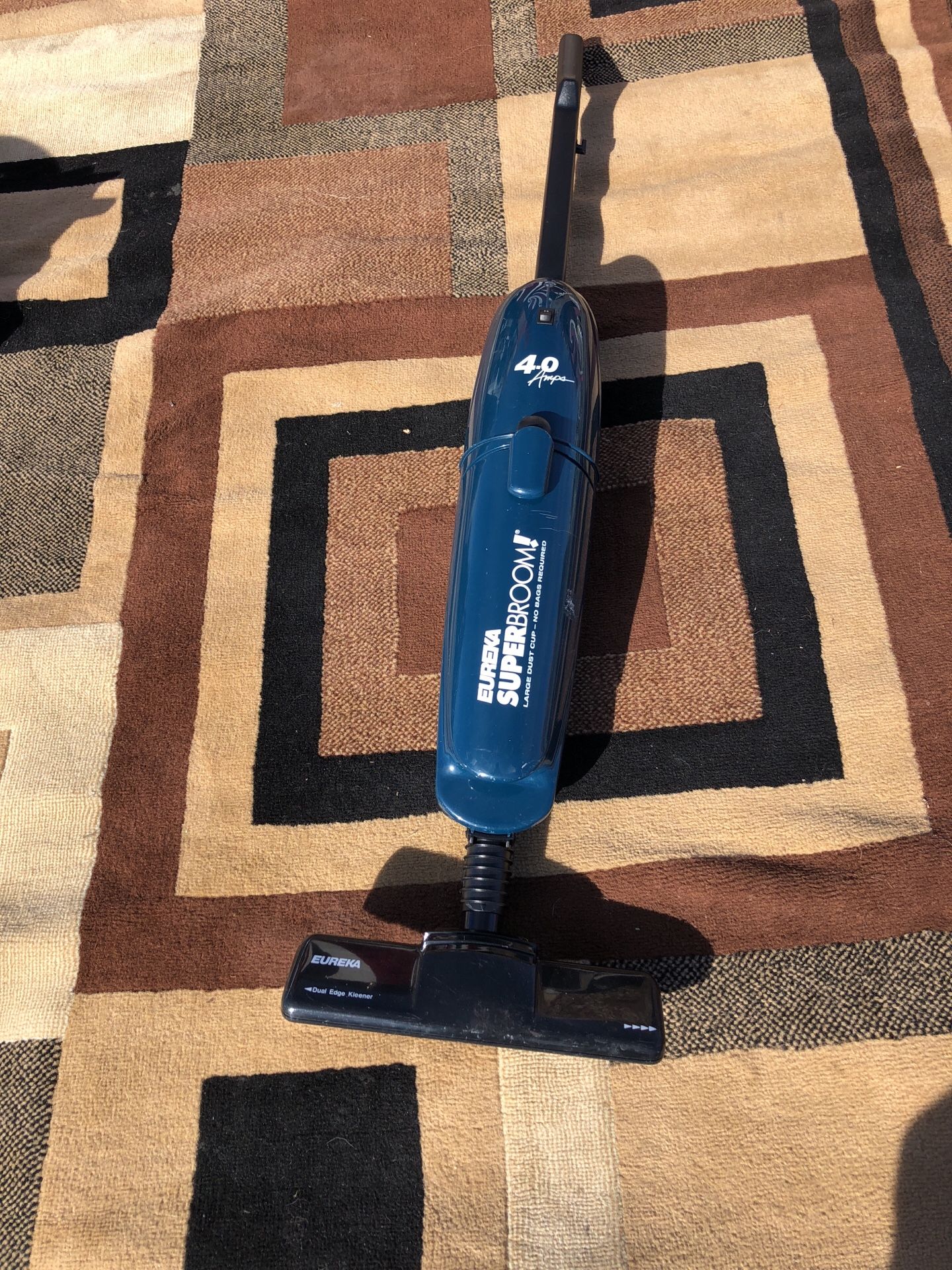 EUREKA Vacuum work great