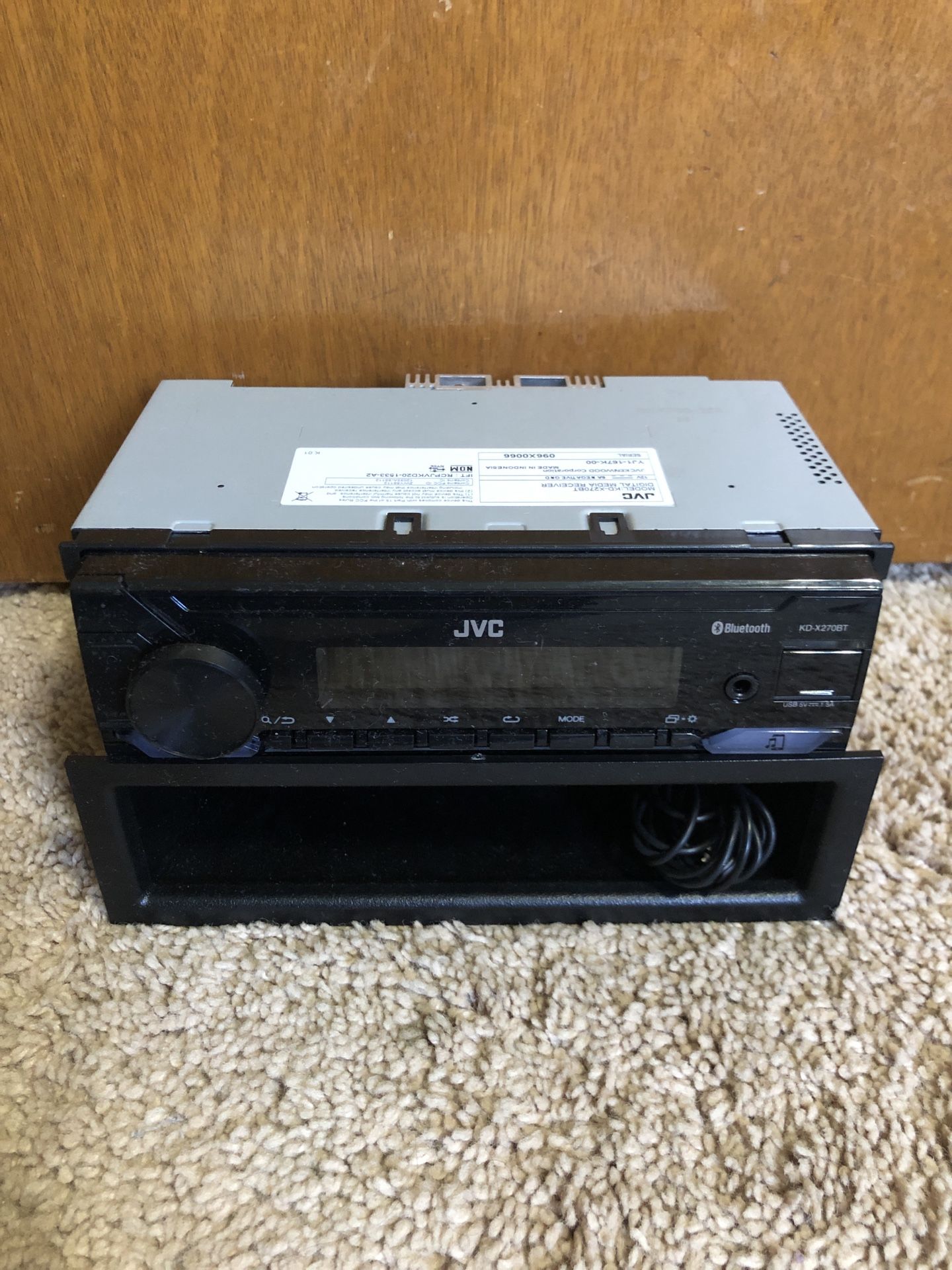 JVC KD-270BT Single Din HU