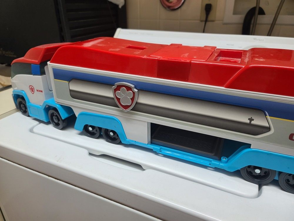 Paw Patrol Carrier Truck