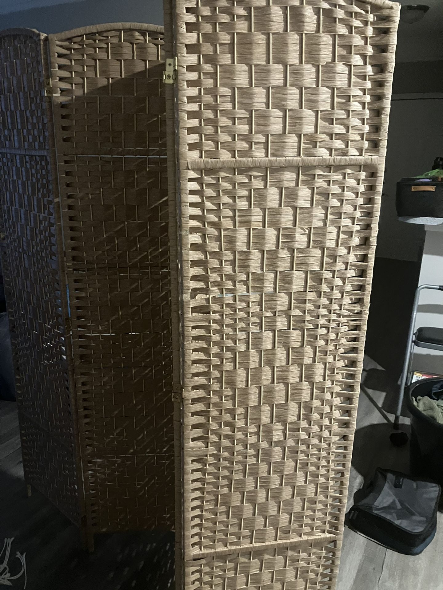 Room Division
