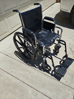 18 inch seat excel 2000 midline wheelchair 120 firm no less like new leather