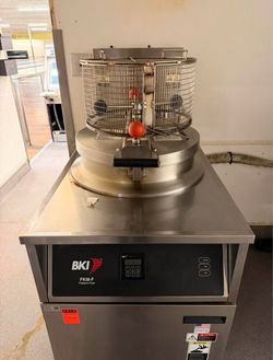 BKI FKM-F Commercial Pressure Fryer