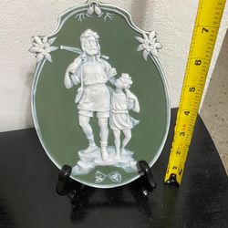 CUADRITO DE PARED ANTIGUO DE RESINA A RELIEVE