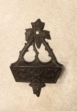 Antique Victorian, Cast Iron Late 19th century Wood Match Holder