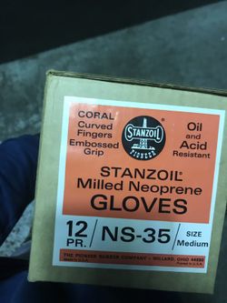 Stanzoil milled neoprene gloves