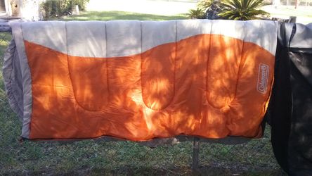Coleman sleeping bag orange and grey really nice and puffy