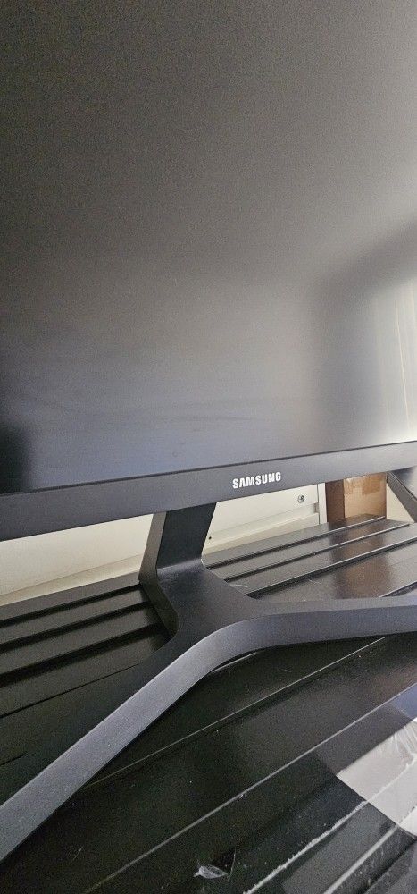 SAMSUNG monitor 27in