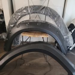 Fender flares for trucks