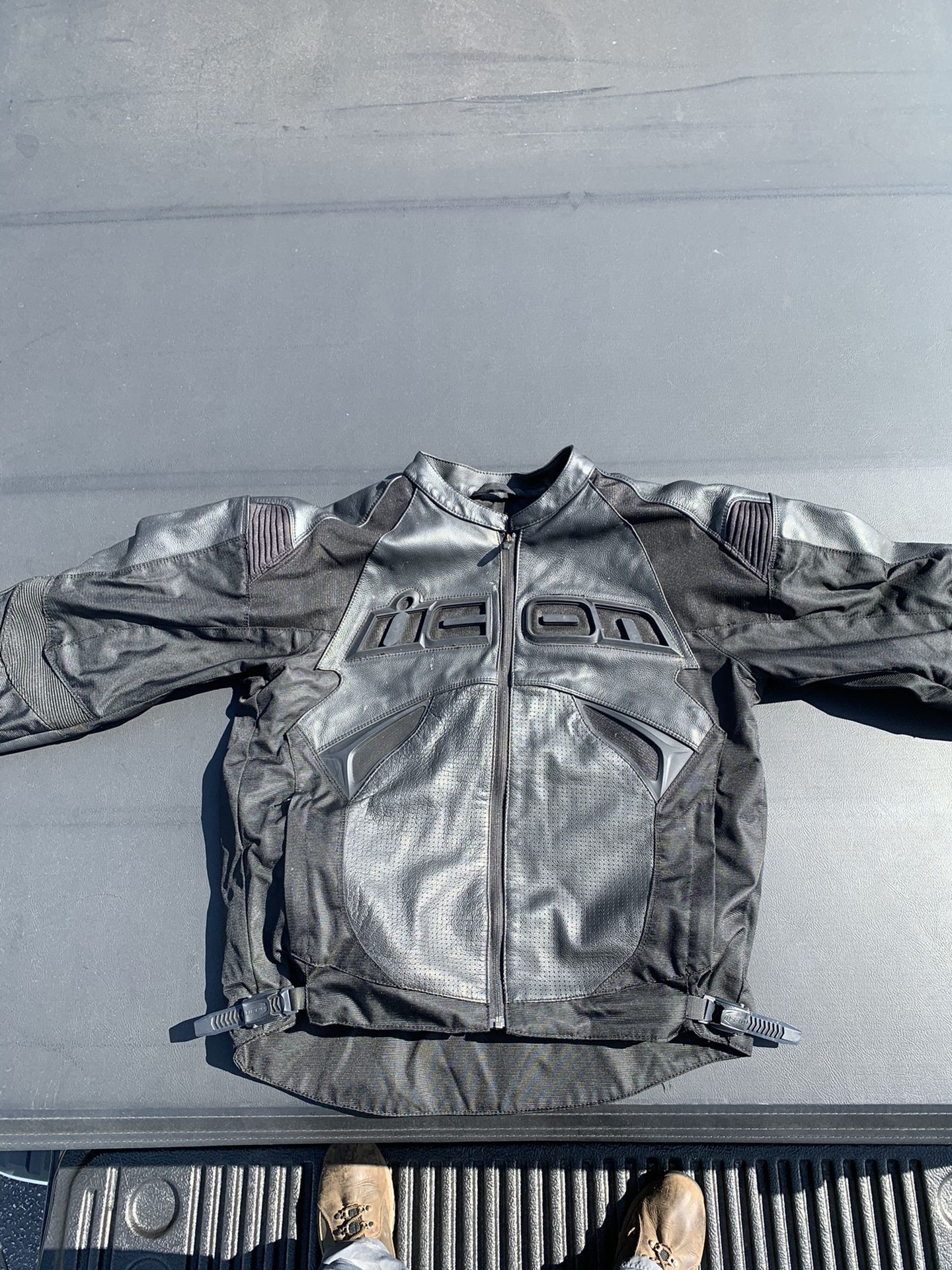 Icon Motorcycle Jacket Large