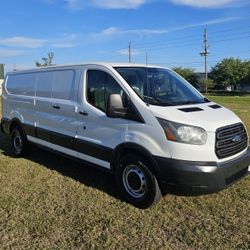 2015 Ford Transit