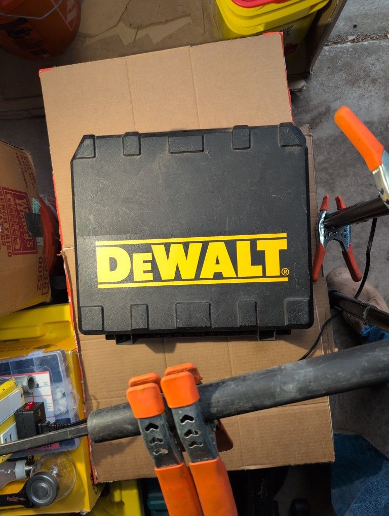 Dewalt 3-speed Hammer Drill