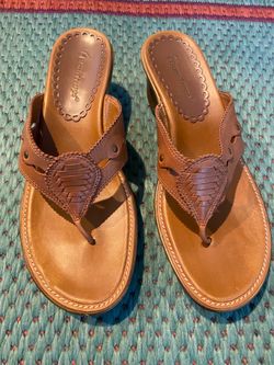 Bare Traps Brown Leather Thong Wedge Sandals - Women's Size 8