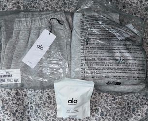 ALO SWEATSUIT + WELNESS SHOTS