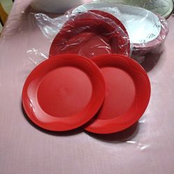 New Tupperware Plates Medium Size