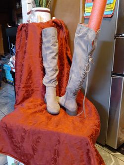 Botas