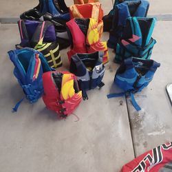 Life Vests Child / Adult BODY GLOVE several sizes available