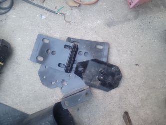 Winch plate mount