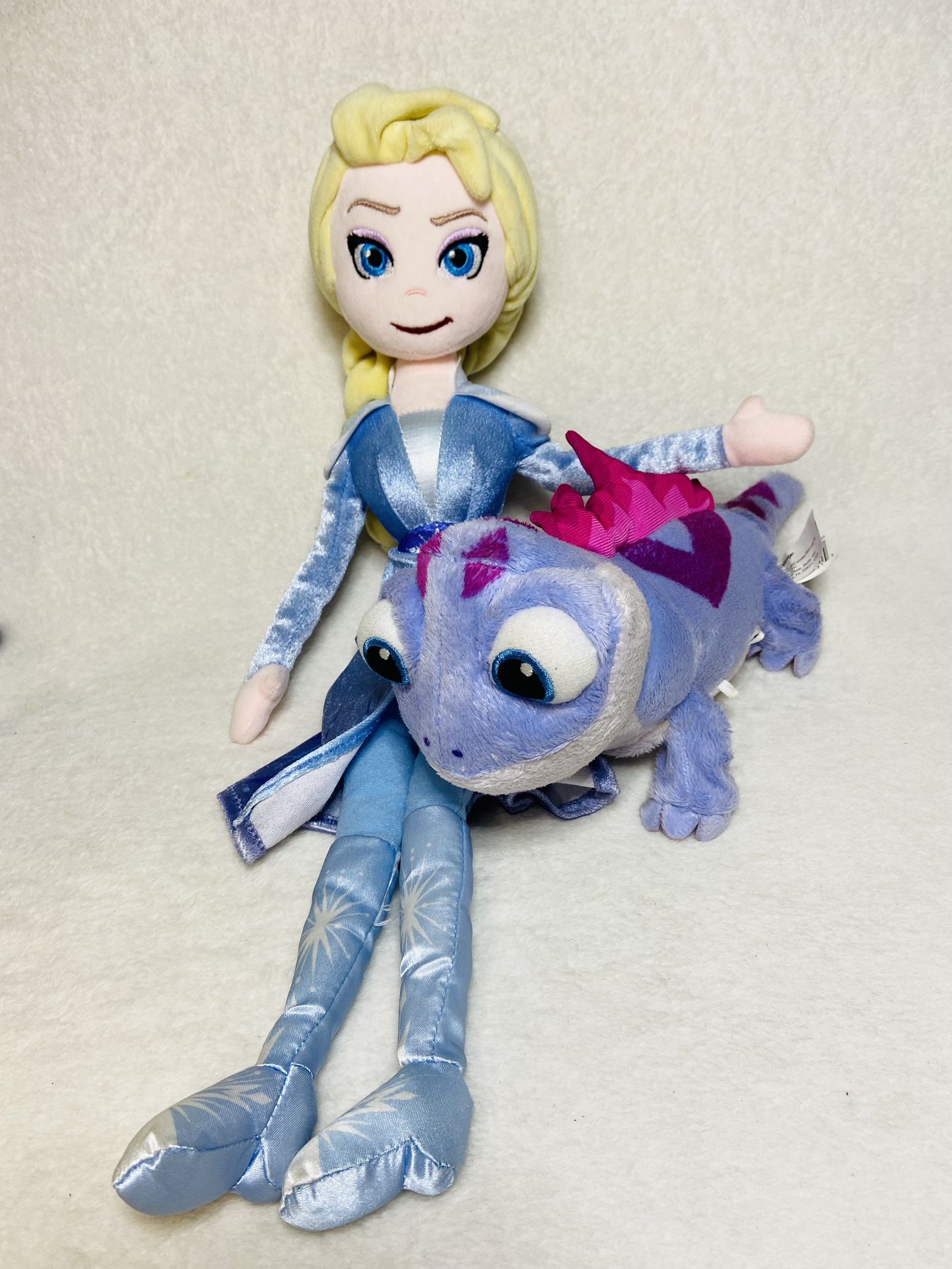 Frozen 2 Plush Tos Elsa + Bruni Walk & Go Fire Spirit Plushy