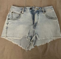 juniors volcom shorts