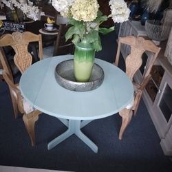 CUTE 2 SEARER TABLE SET AT PICKY PINCHERS 3643 5TH AVE N ST PETE OPEN NOON TO 6PM FREE DELIVERY