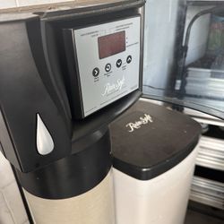 MUST SELL  - RAINSOFT -Water Softner-$200 Or Best Offer