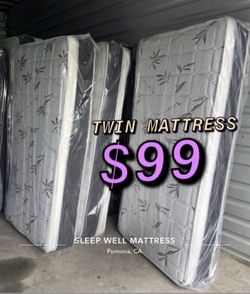 Twin size pillow top mattress