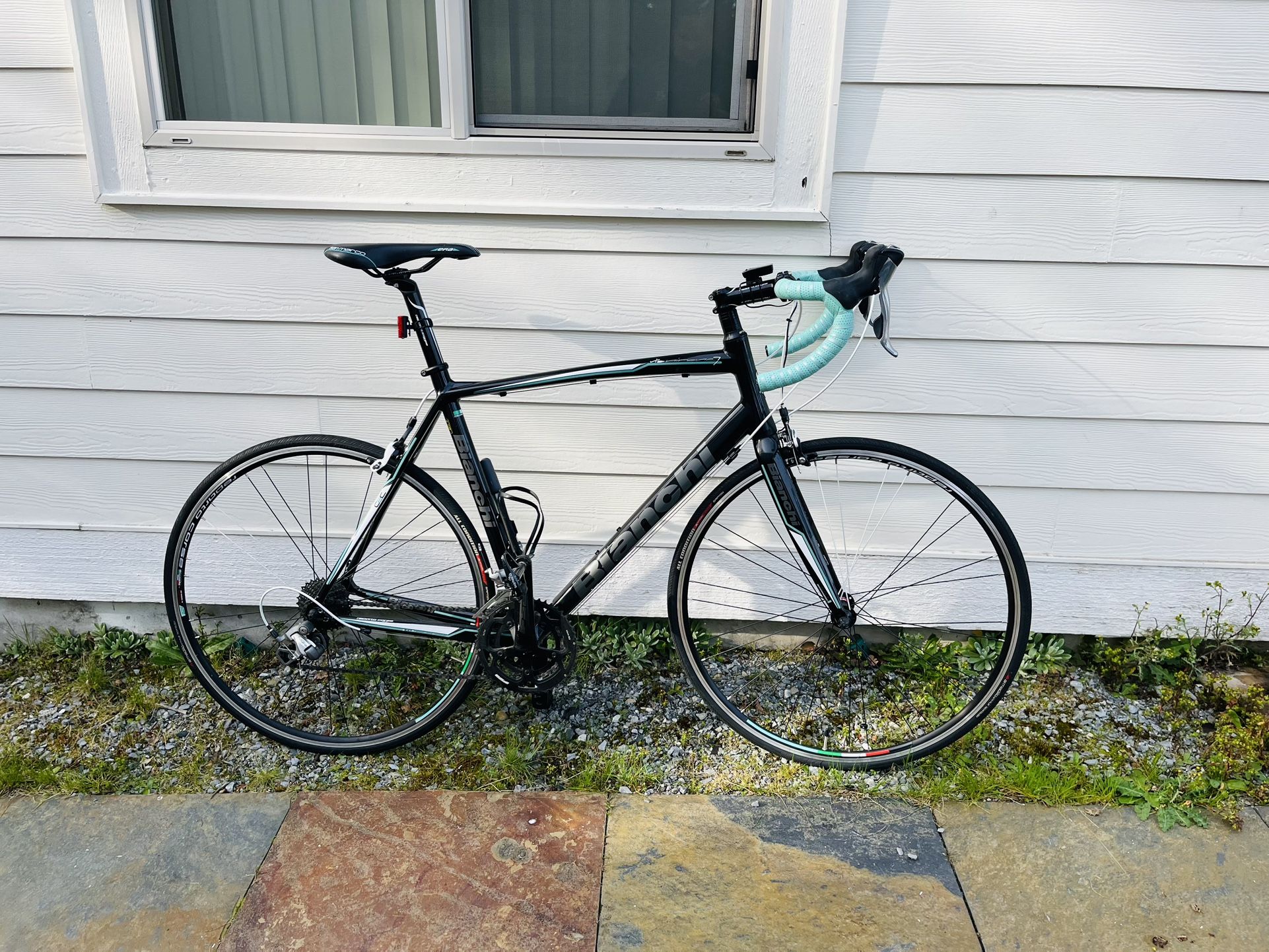 Bianchi Nirone 7 Road Bike