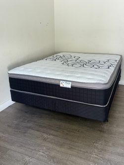•  Elite Bamboo Luxe queen 12” pillow top.      New mattress in a plastic sealed.     We offer same day delivery  Venta de colchones  ☎️📲call or Tex 