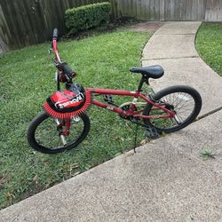 20 Inch Bike With Helmet