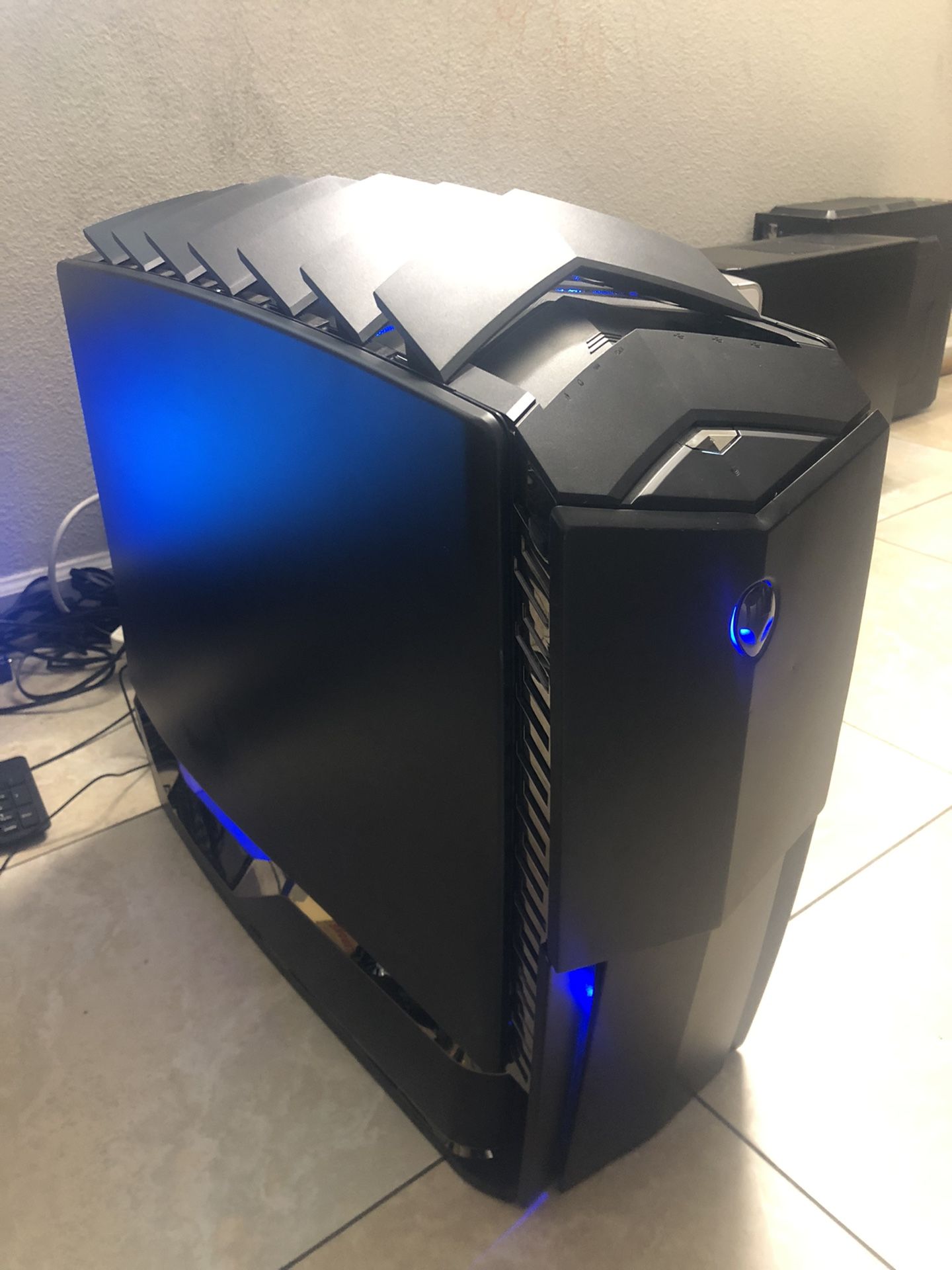 Alienware Area 51 Alx desktop i7 960 16GB SSD GTX280 windows 10 for