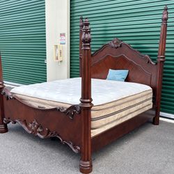 Beautiful Large Four Poster King Size Bedframe With Pillowtop Mattress 