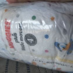 Size 4 Huggies 