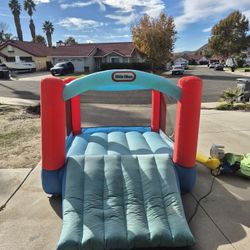 Little Tikes Bounce House 