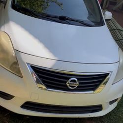 2012 Nissan Versa