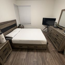 Rustic Wood Bedroom Set – Queen Size