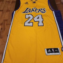 Kobe Bryant Jersey