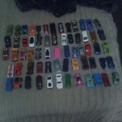 64 Hot Wheels