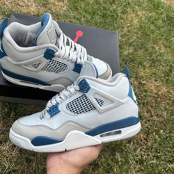 Jordan 4 Military Blue size 7.5 men 
