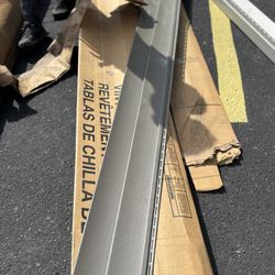 Vinyl Siding, 39 Pieces 