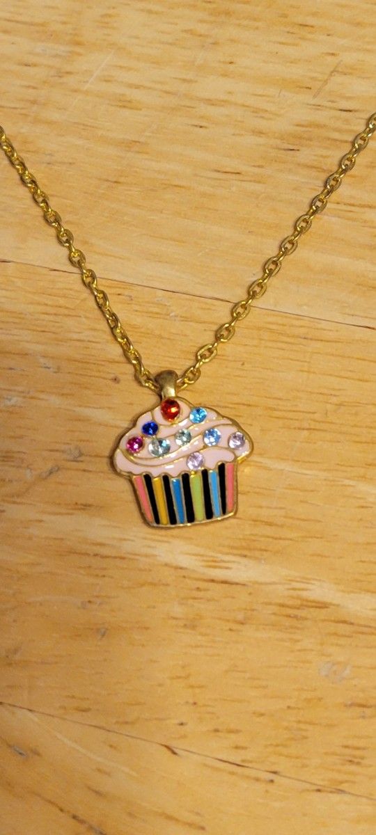 Cupcake Pendant Necklace