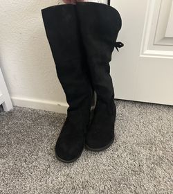 Girls Black Boots Size 13 Good Condition
