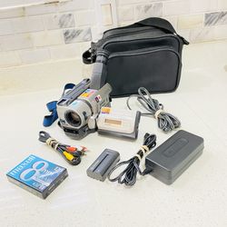 Sony CCD-TRV815 Hi8 Video Camera Recorder Handycam Vision 72x Digital Zoom Tested works